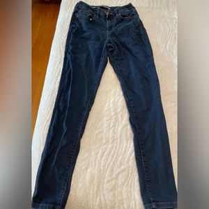 The Limited - Skinny Jeans - Size 6R